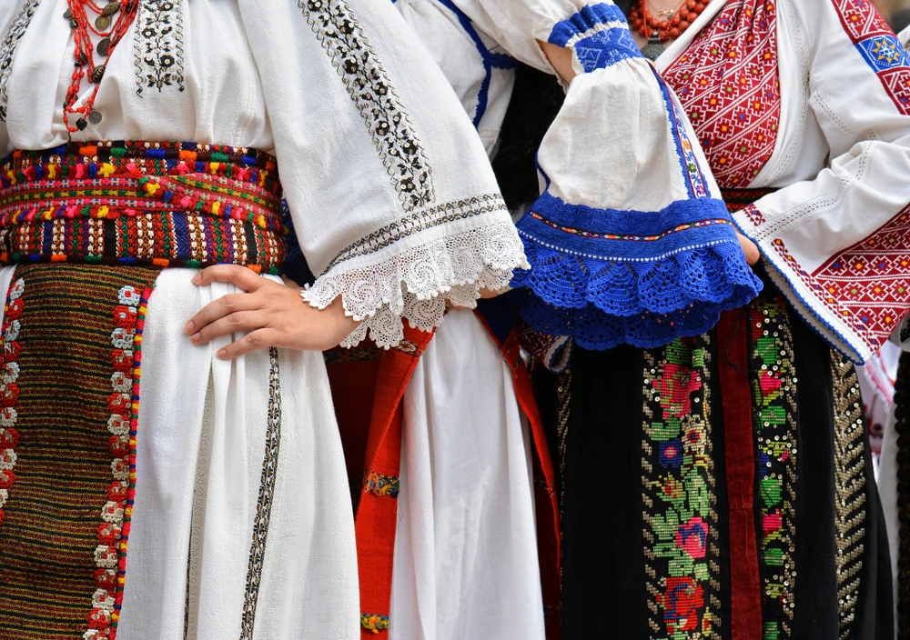 Tradiții și obiceiuri din Banat – O lume a diversității culturale